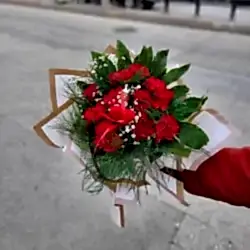 10 Adet Karanfil Buketi (beyaz k.)