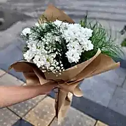 Kraft Kağıtta Papatya Buketi